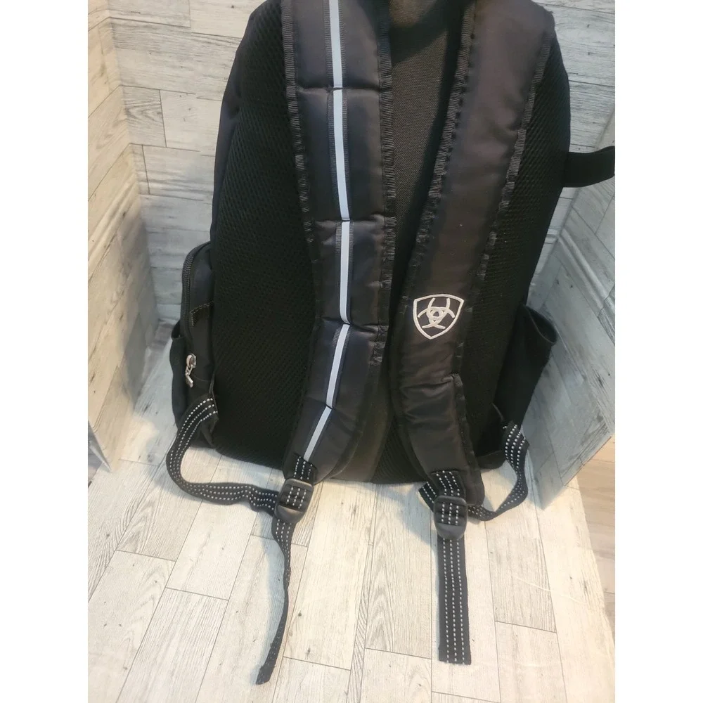 Ariat Ring Backpack Black Zip Closure, Zipper Pockets Unisex Adults
